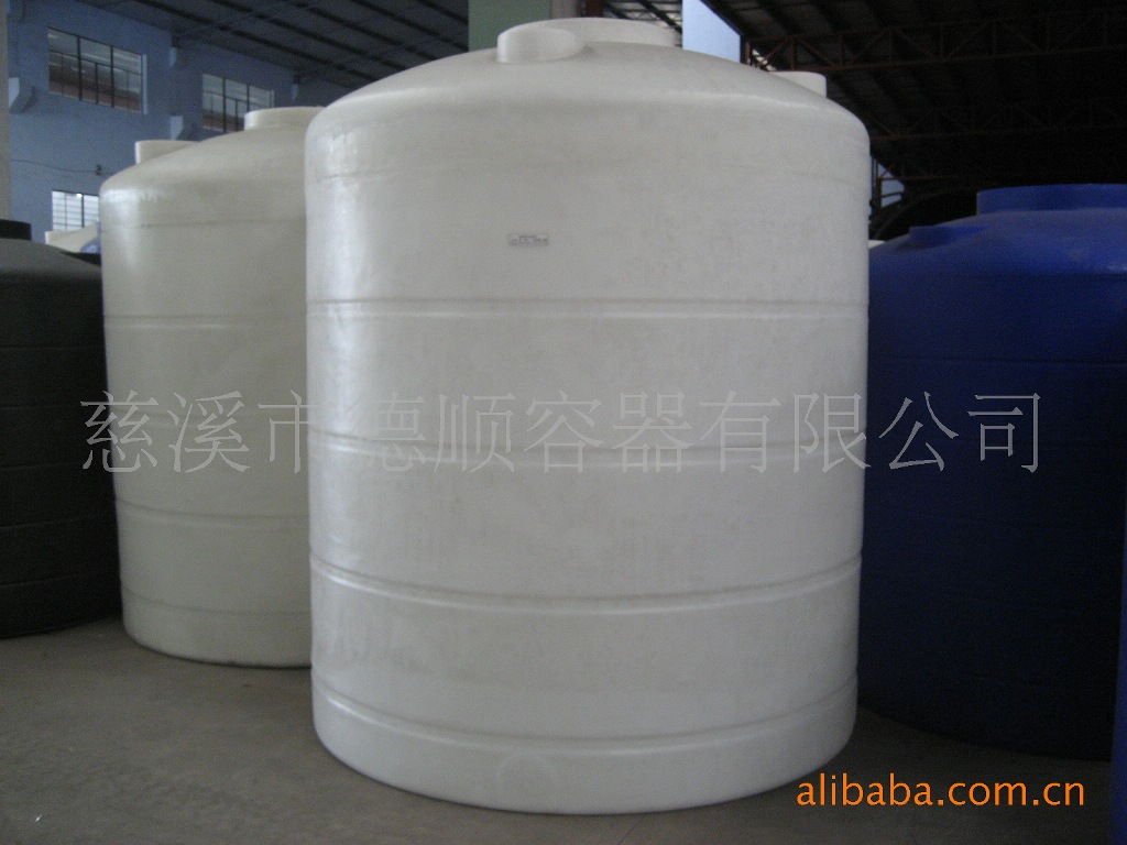 供应PE滚塑容器、化工罐