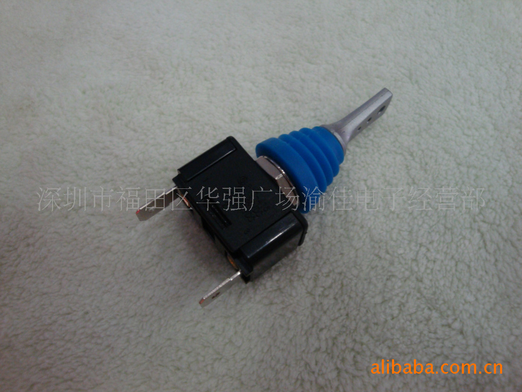 台湾产 SCI进口开关 三档钮子开关 拨动开关 R13-416摇臂开关