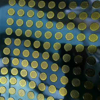 定做耳机金属耳壳背胶钢网 彩色带胶镍片网装饰网镍片网加工厂家