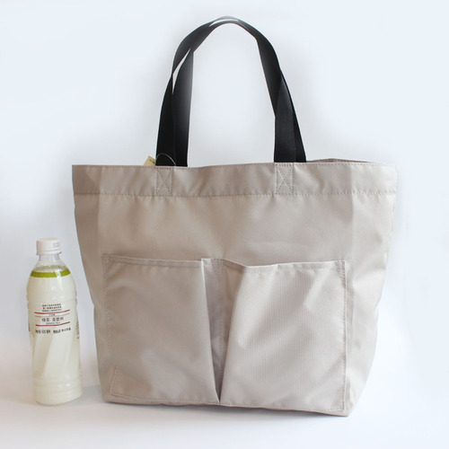 Minimalist and Lightweight Crossbody Bag/Solo Bag Waterproof Shopping Street Artistic Fresh Student Bag