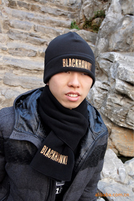 Hot outdoor products: BLACKHAWK! 400 Superfine Fleece Cold proof scarf