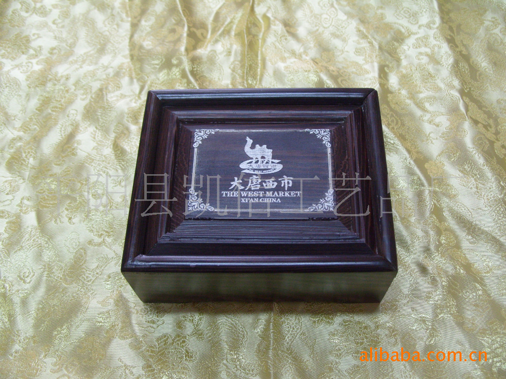 Customized high-grade woodiness Chicken wings Wooden box Medal Jewelry box Requirement Customized