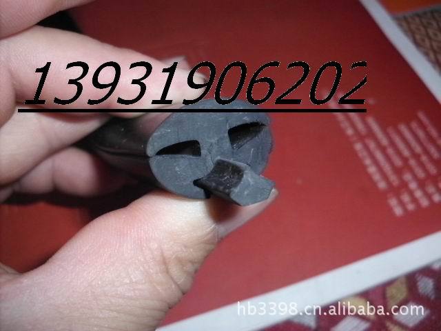 厂家直销汽车门窗挡风玻璃胶条橡胶条三口卡条三元乙丙密实条