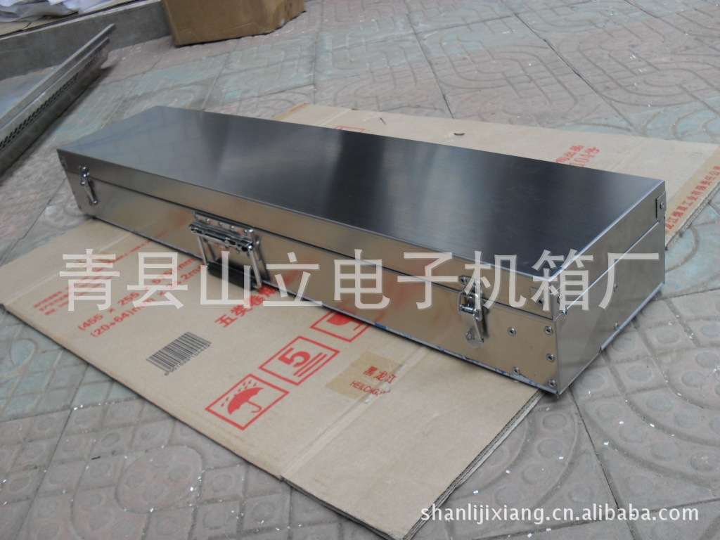 厂家不锈钢箱包，精密不锈钢控制箱，不锈钢机箱