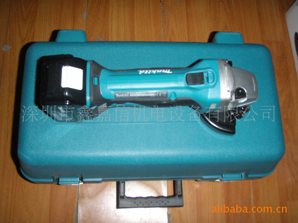 批发零售日本Makita牧田充電式角向磨光机BGA450RFE