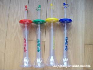 供应吸管杯创意梅子水果饮料杯 异形杯高脚杯外卖打包杯