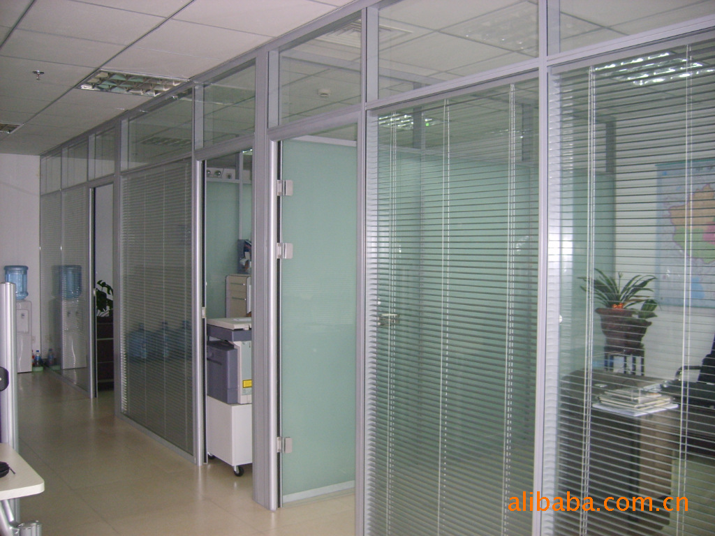 供应广西办公隔墙中空玻璃隔墙铝型材