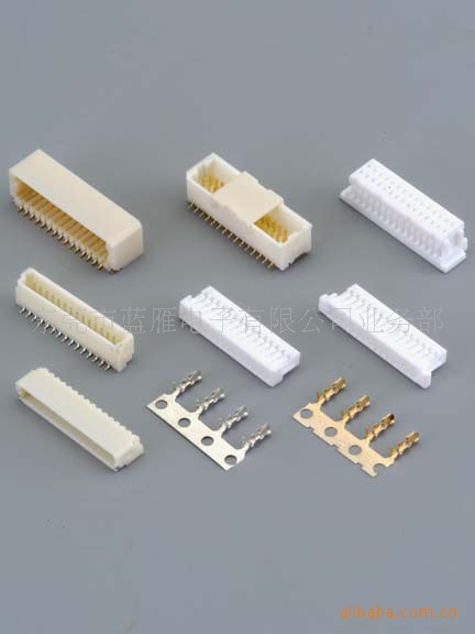 A1001   JST SH/1.0MM超薄胶壳端子连接器