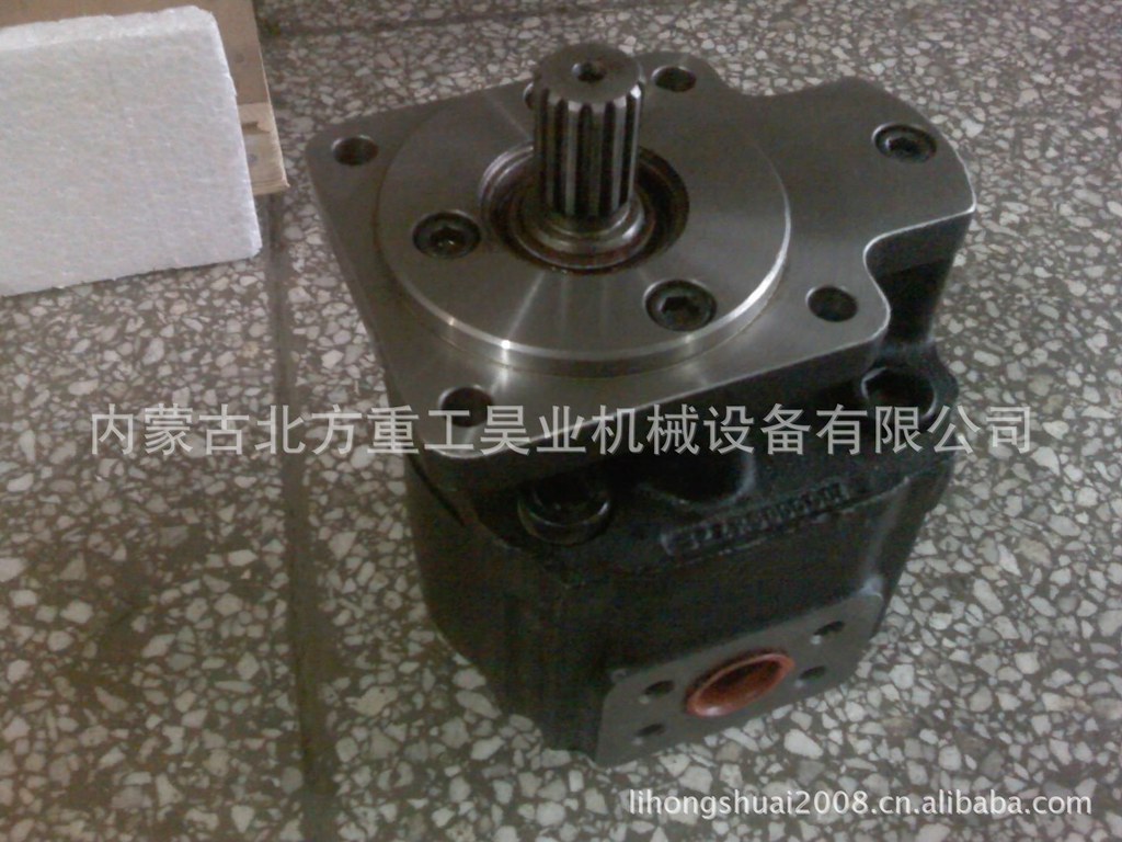 特雷克斯TEREX  TR100用15257475举升泵   特雷克斯配件