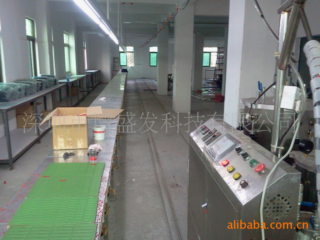 厂家供应PU手机防滑垫机器、PU弹性体浇注机、PU弹性体灌注机