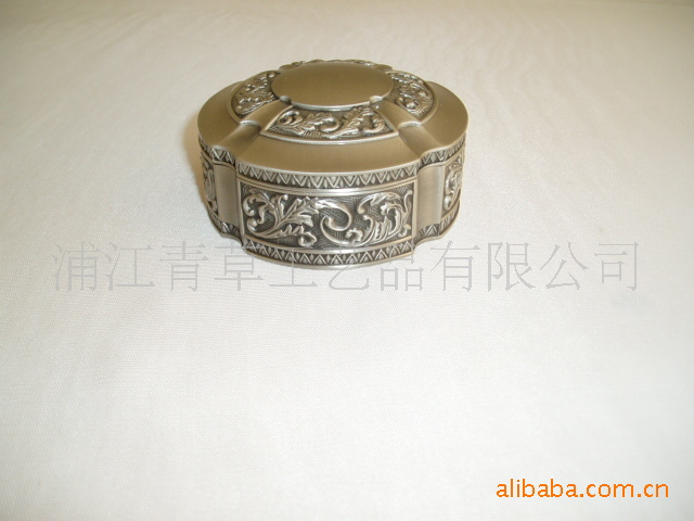 供应首饰盒金属首饰盒锌合金首饰盒心形首饰盒60430