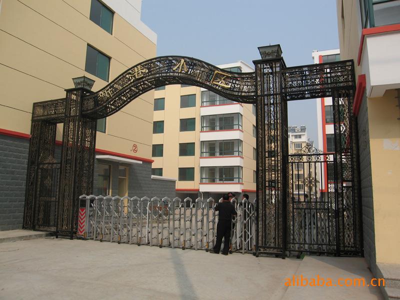 济南铁艺护栏、济南金城铁艺护栏，济南金城门业围墙铁艺.电动门