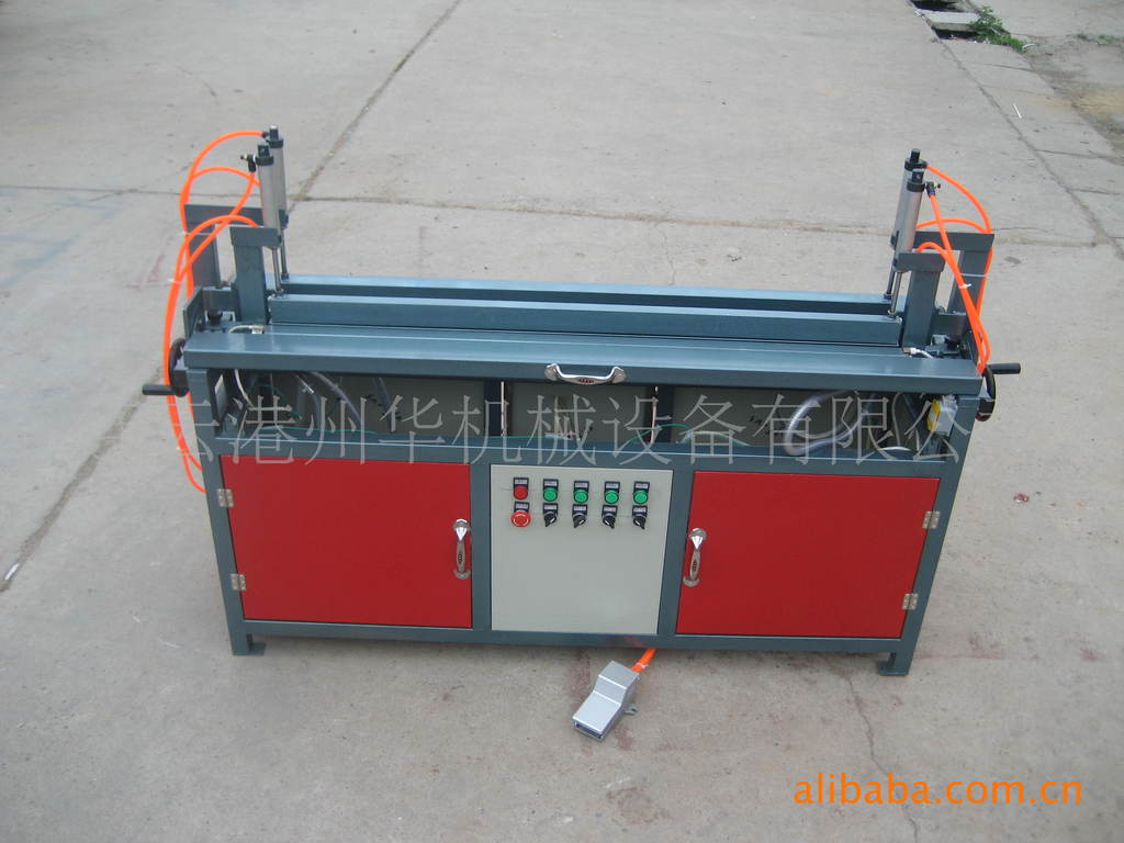 供应江苏连云港州华两道弯同时折弯酒盒热边机成形视频