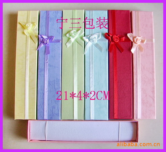 大量供应批发普通项链饰品包装盒