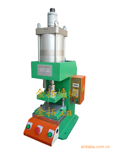 气动冲床新型气压机