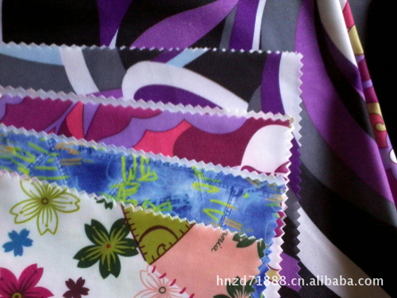 供应印花80%锦纶20%氨纶泳衣面料