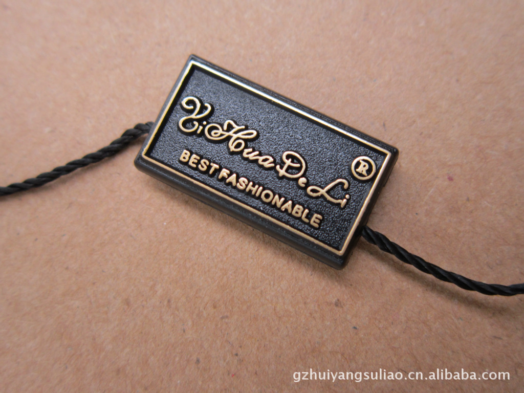 厂家现货服装吊牌定 做吊牌绳子 商标logo烫金塑料挂绳定 做