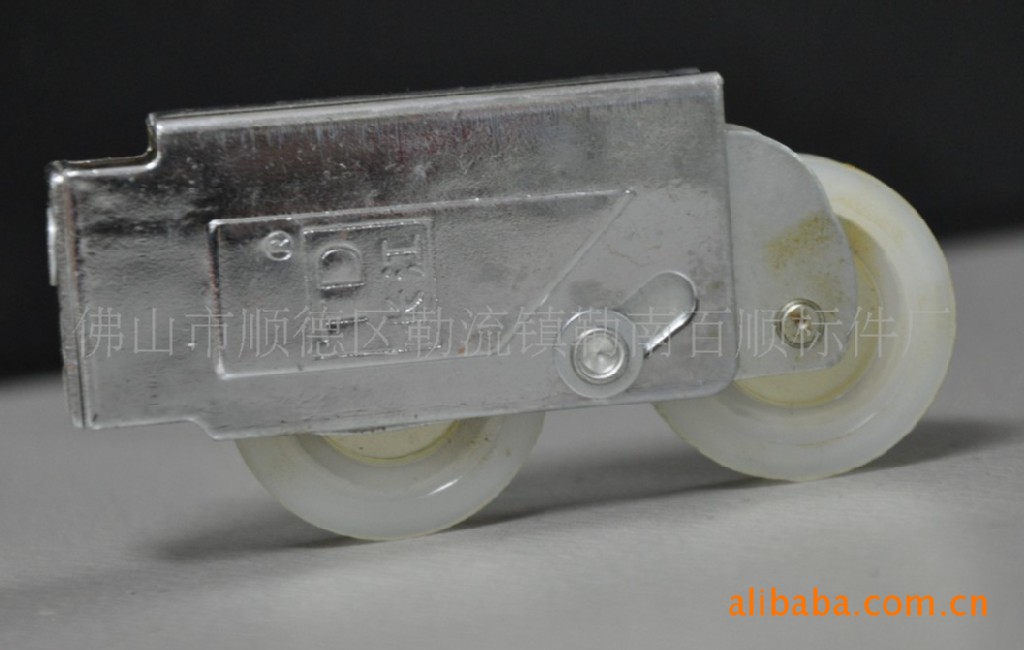 门窗滑轮 73#尼龙铁芯双轮 尼龙BS309