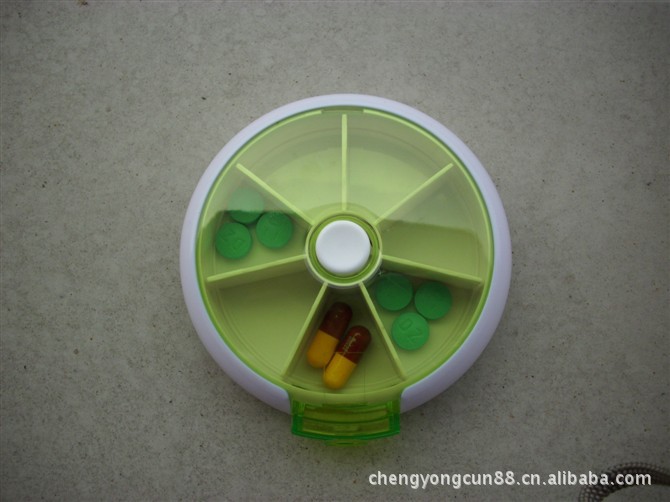 旋转药盒7格药盒 一周药盒 便携 药箱 药盒出口日本药盒