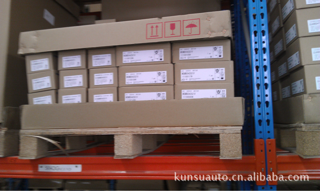 现货松下伺服电机 一级代理MHMF042L1U2MMBDLN25SG 400W伺服电机