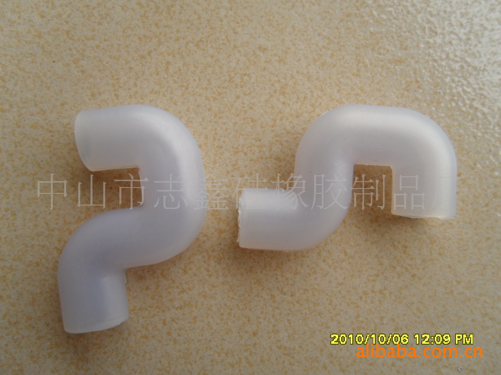 中山硅胶厂硅胶弯管 硅胶管硅胶接头 硅胶制品模具 S型弯管硅胶管