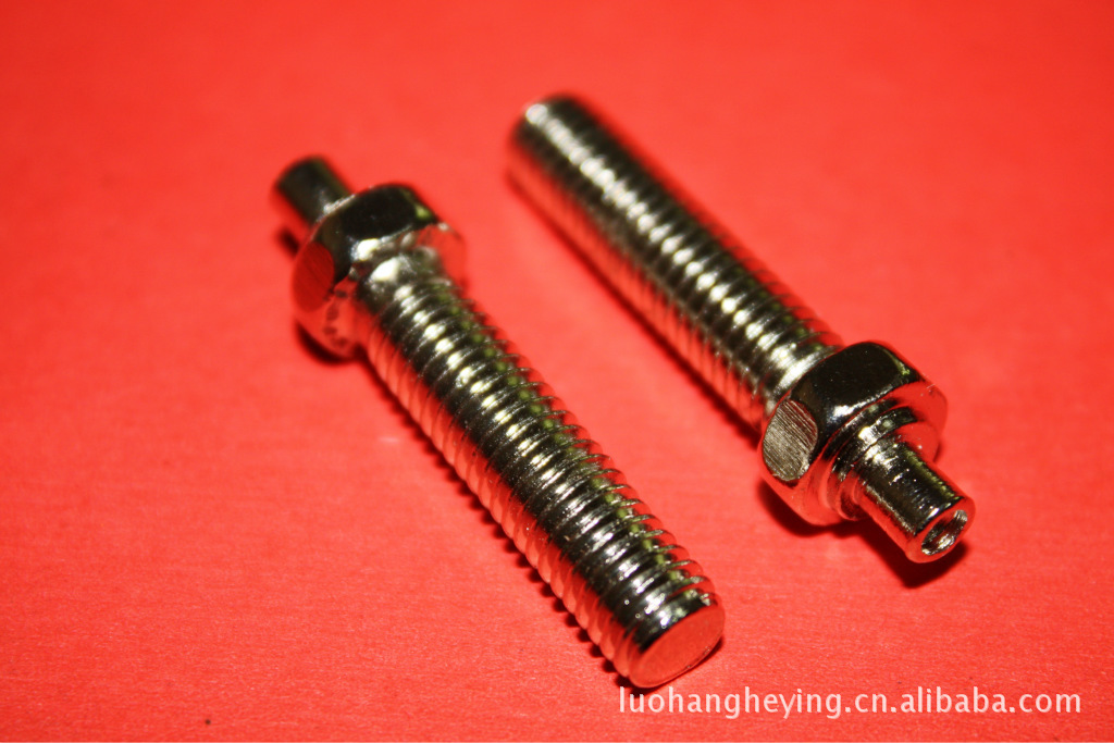 专业生产各类非标螺丝 铆钉 五金件。