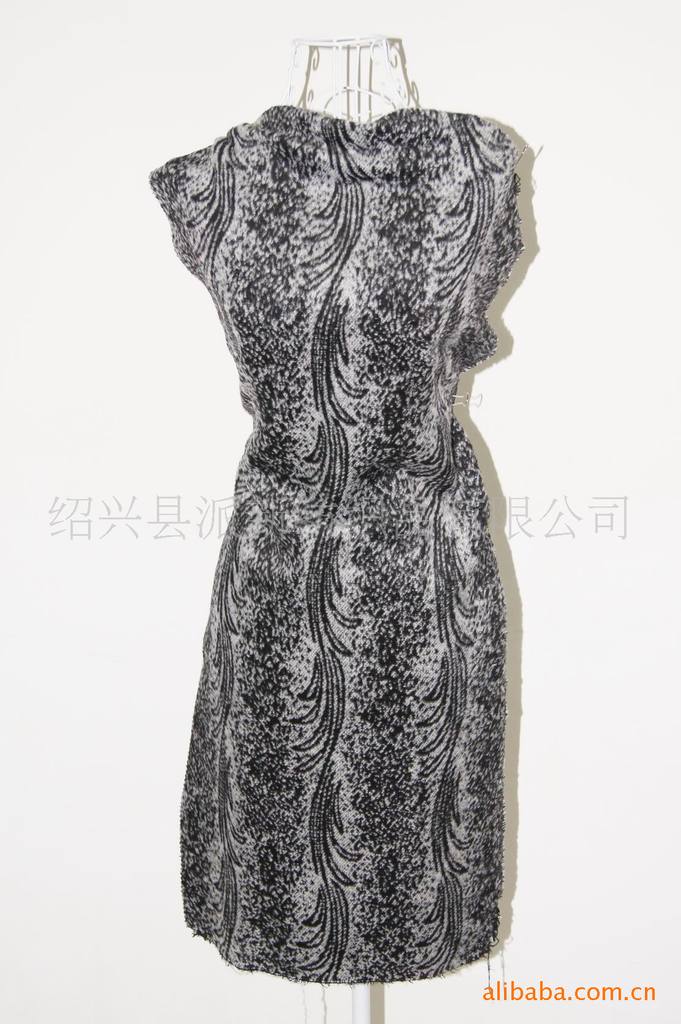 【厂家直销】秋冬女装面料 黑白提花粗纺面料 毛呢面料 毛纺面料