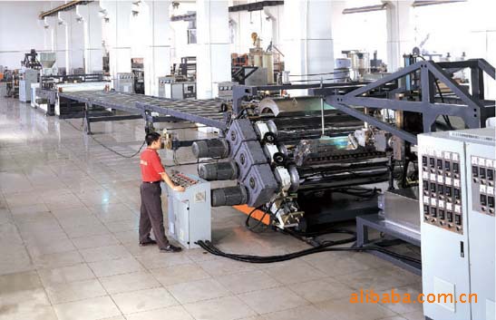 供应片材挤出设备 低噪音挤出稳定调整操作方便押出量高