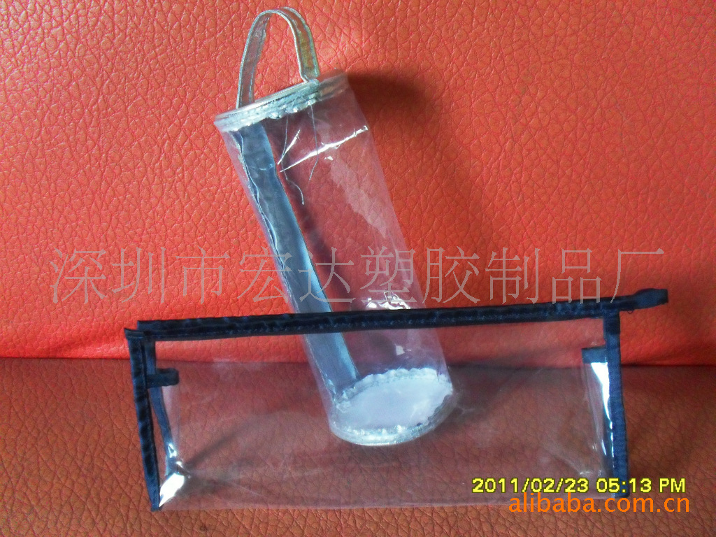 厂家直销供应pvc礼品袋、化妆袋、车缝袋、手袋