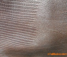 长期销售蜥蜴纹动物纹压花移膜革二层皮