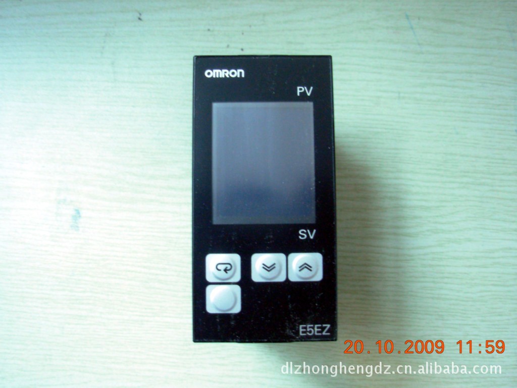 供应欧姆龙电压电流表K3HB-XVD-ABCD1