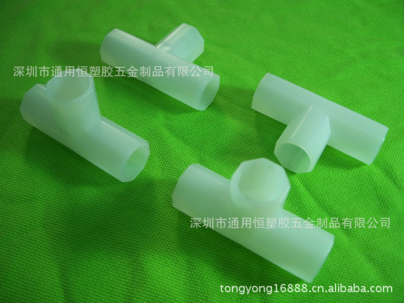 通用恒供应批发塑料三通四通16mm直径无纺布衣柜接头