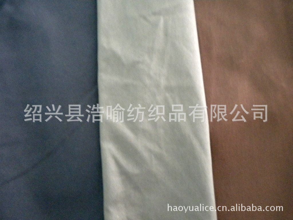 现货供应CVC斜纹布 工装服装用布染色布料21s*21s/108*58