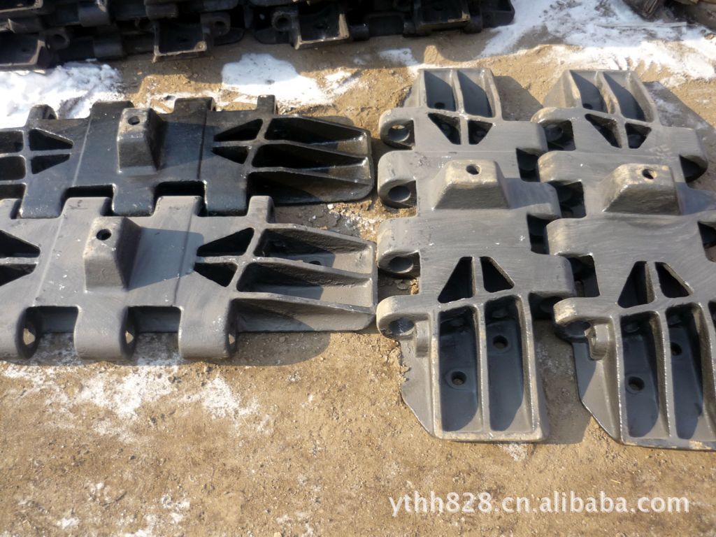 专业供应CCH1500履带吊履带板