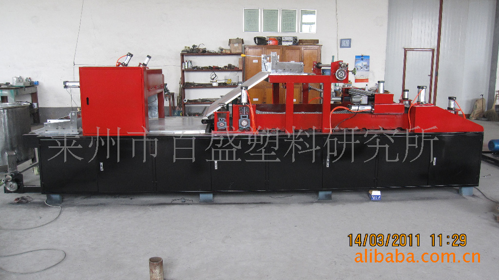 供应全自动SMC片材机 配有除尘除味装置便捷高效操作