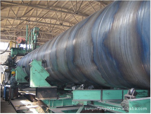 河北沧州大口径双面埋弧焊接钢管生产
