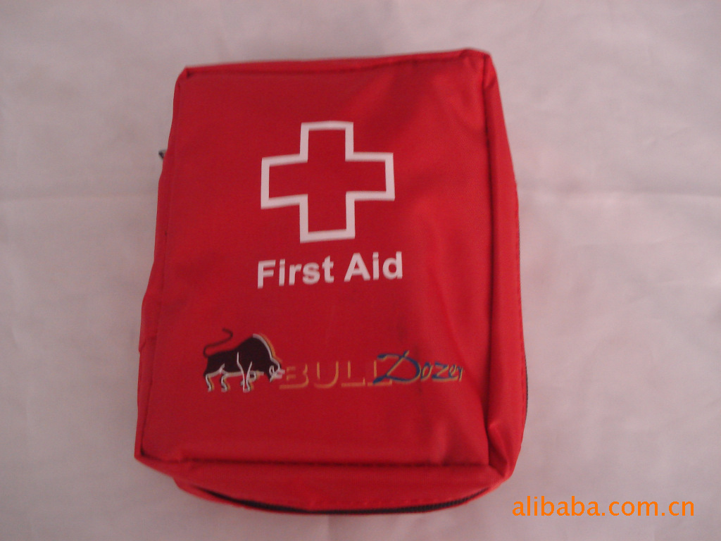 生产制造户外医药包 镜面革急救包 家庭急救药包 手提户外包