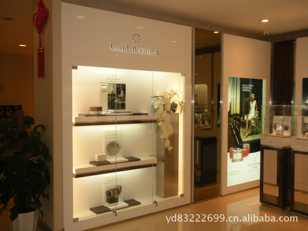 厂家订做 定制展柜化妆品柜、烤漆展柜、木制烤漆柜