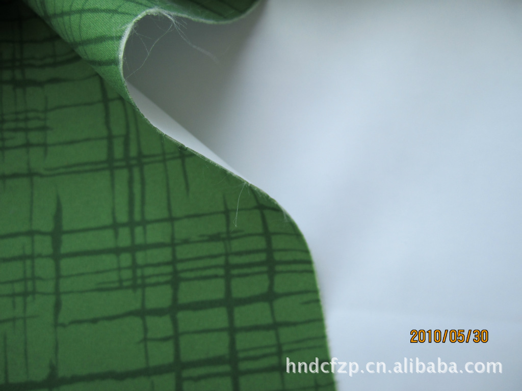 供应各类骑行服赛车服滑雪服登山服用PUPVC涂层面料轻便户外运动