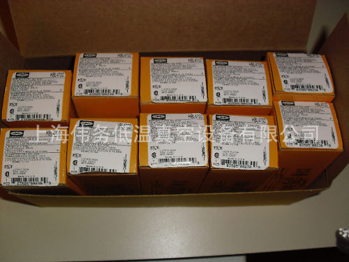 HUBBELL HBL4700 15A 125V 2-Pole 3-Wire Grounding NEMA L5-15R