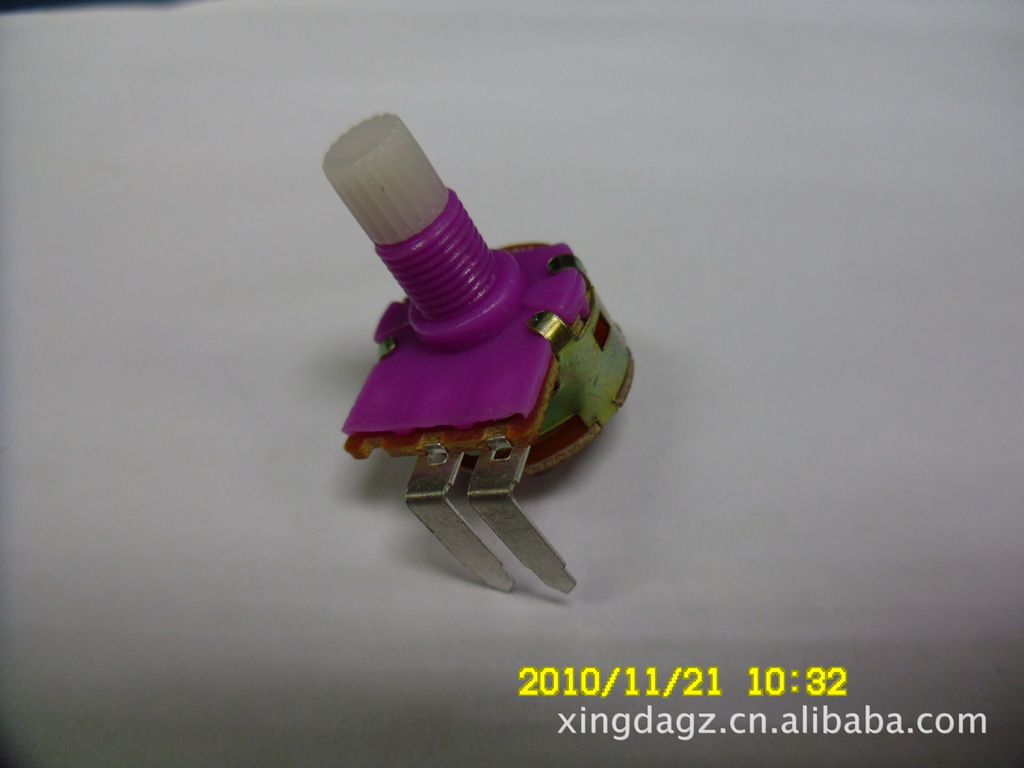 带开关电位器 塑料开关电位器 单联电位器 台灯电位器