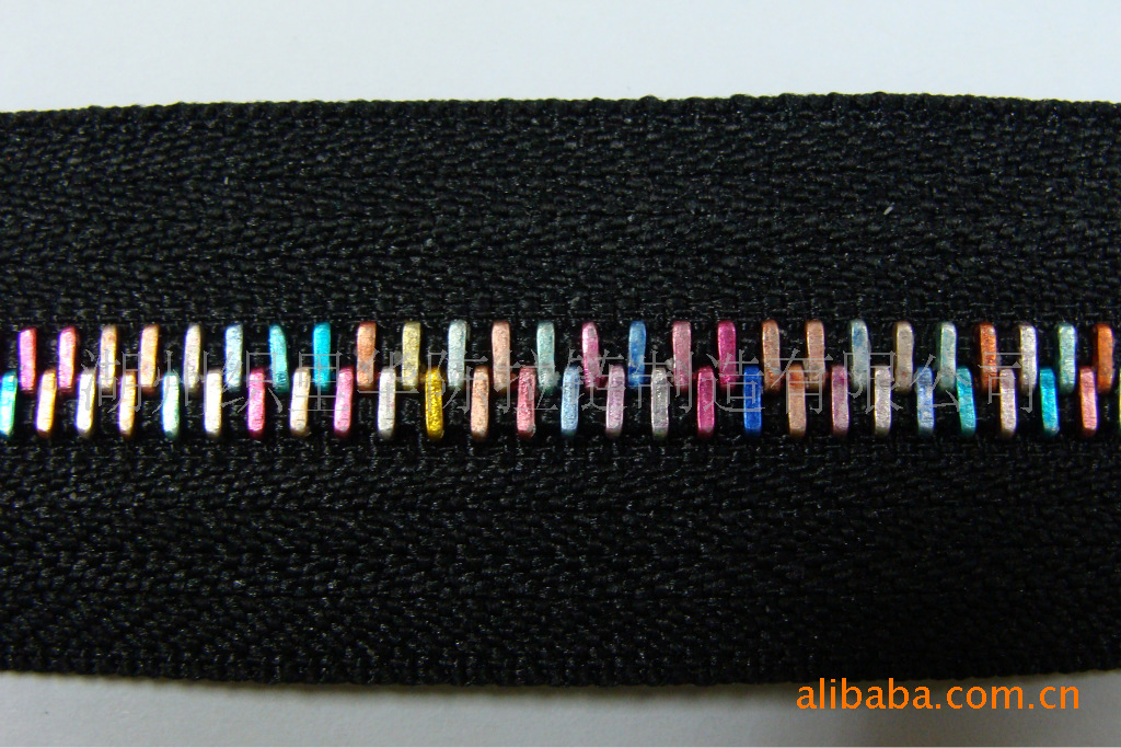 厂家供应金属拉链 五号金属彩齿拉链 服装外套箱包拉链批发