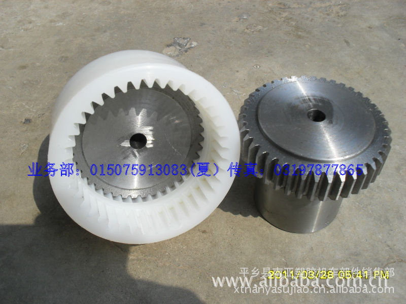 NL鼓形内齿联轴器尼龙套，NL1--10号大量供应尼龙联轴器内齿套
