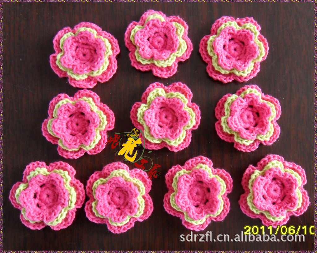 供应手钩花，毛线花。手工钩编花款式新。品种全