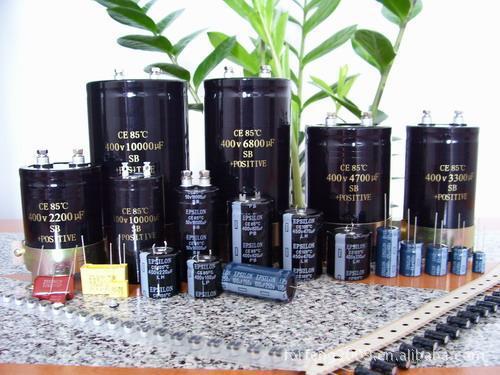 16v820uF体积尺寸大小8*12高频低阻铝电解电容器CD288