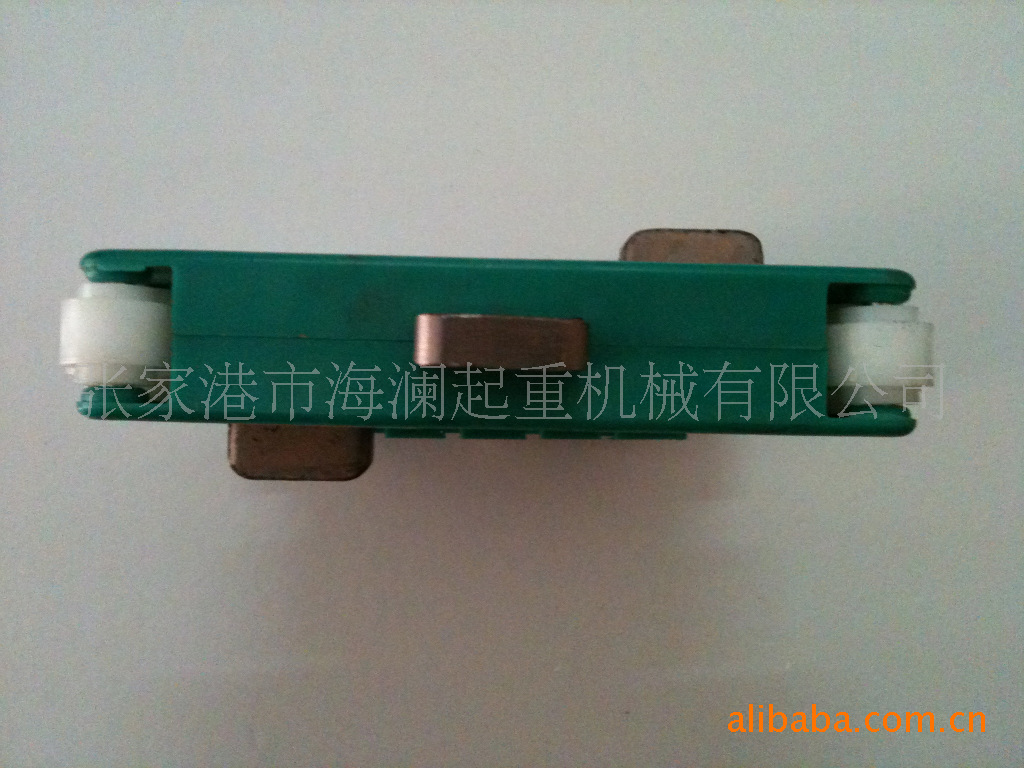 供应行车吊车起重机滑触线用三级集电器