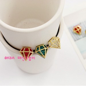 闪钻气质钻石形 闪钻耳钉 出口韩国