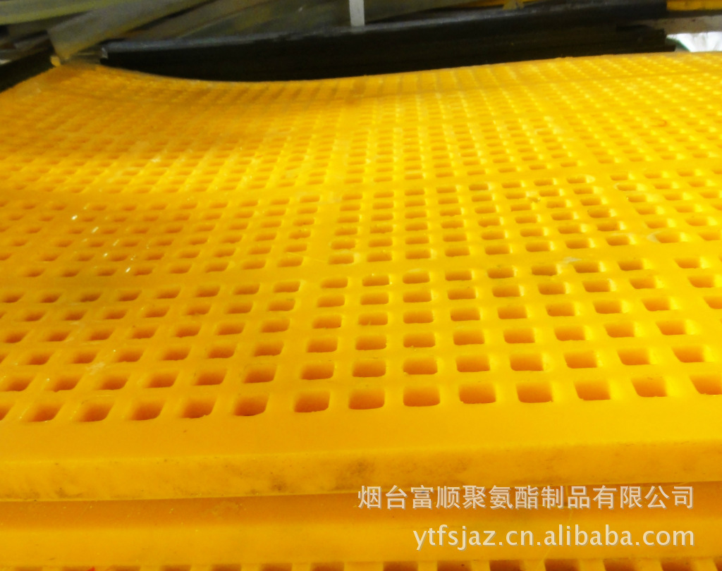 烟台富顺专业筛网厂家，优质直线振动筛 尺寸可定做 多规格尺寸