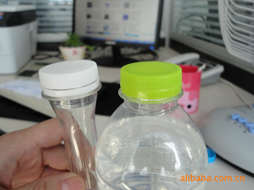 供应30矮口新型矿泉水瓶 瓶盖