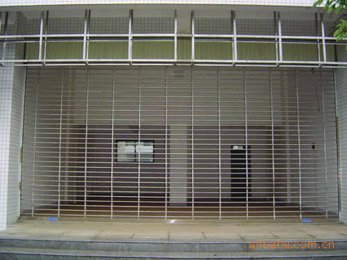 济南卷帘门。铁艺门。铁艺护栏。电动门。钢结构。不锈钢。